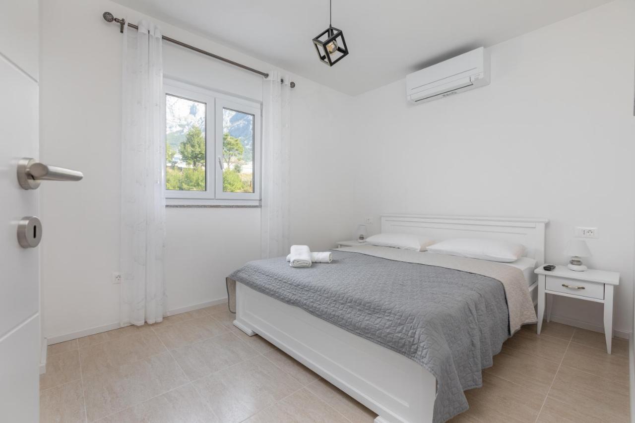 Apartment Oseka Makarska Buitenkant foto